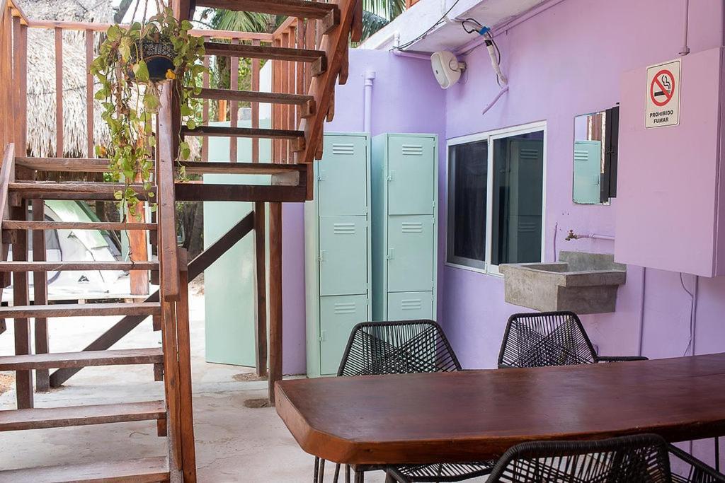 Mapache Hostel & Camping Isla Holbox Bagian luar foto